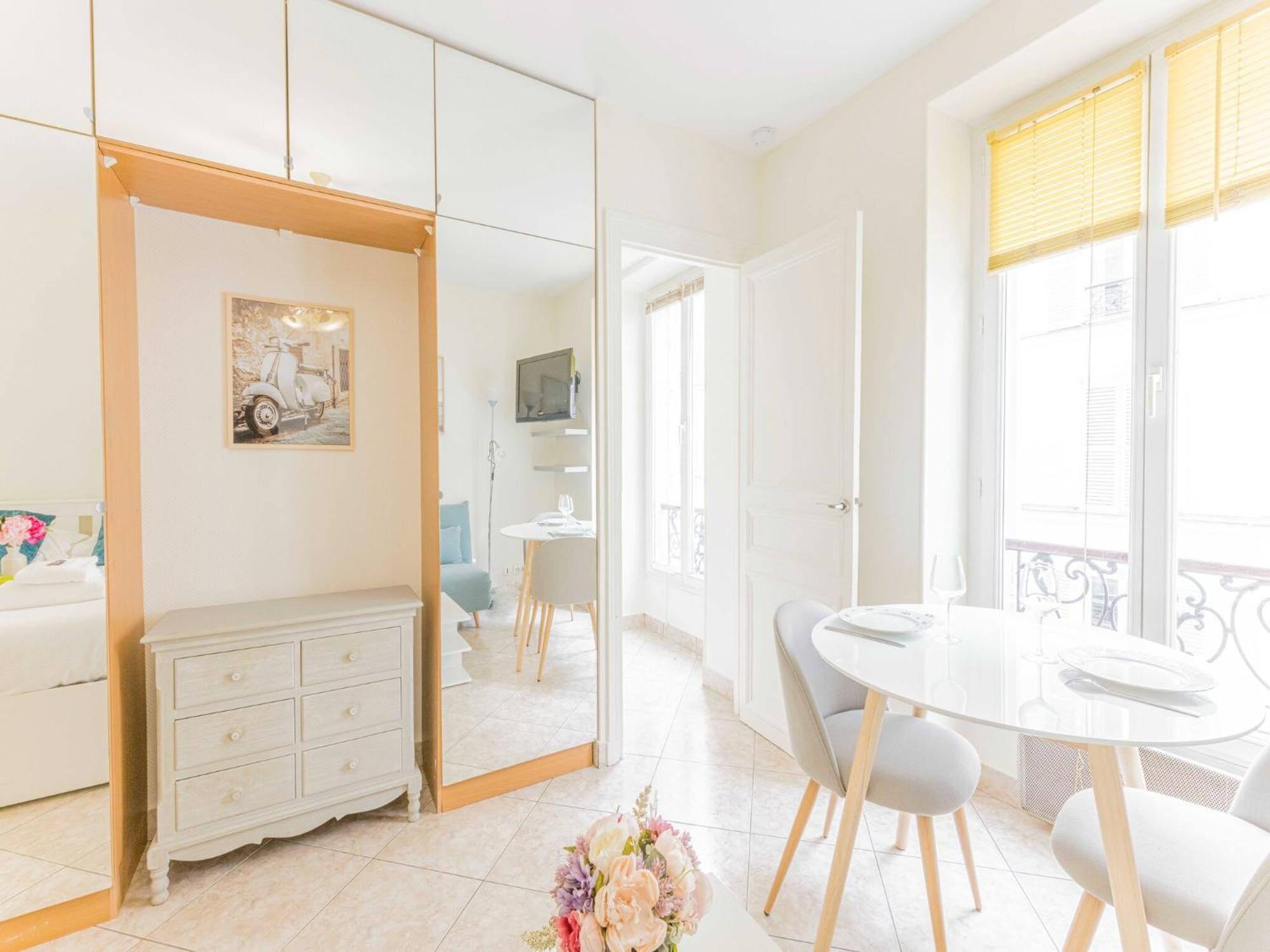 Cosy Studio For Two Tour Eiffel Champs De Mars Paris Exterior foto